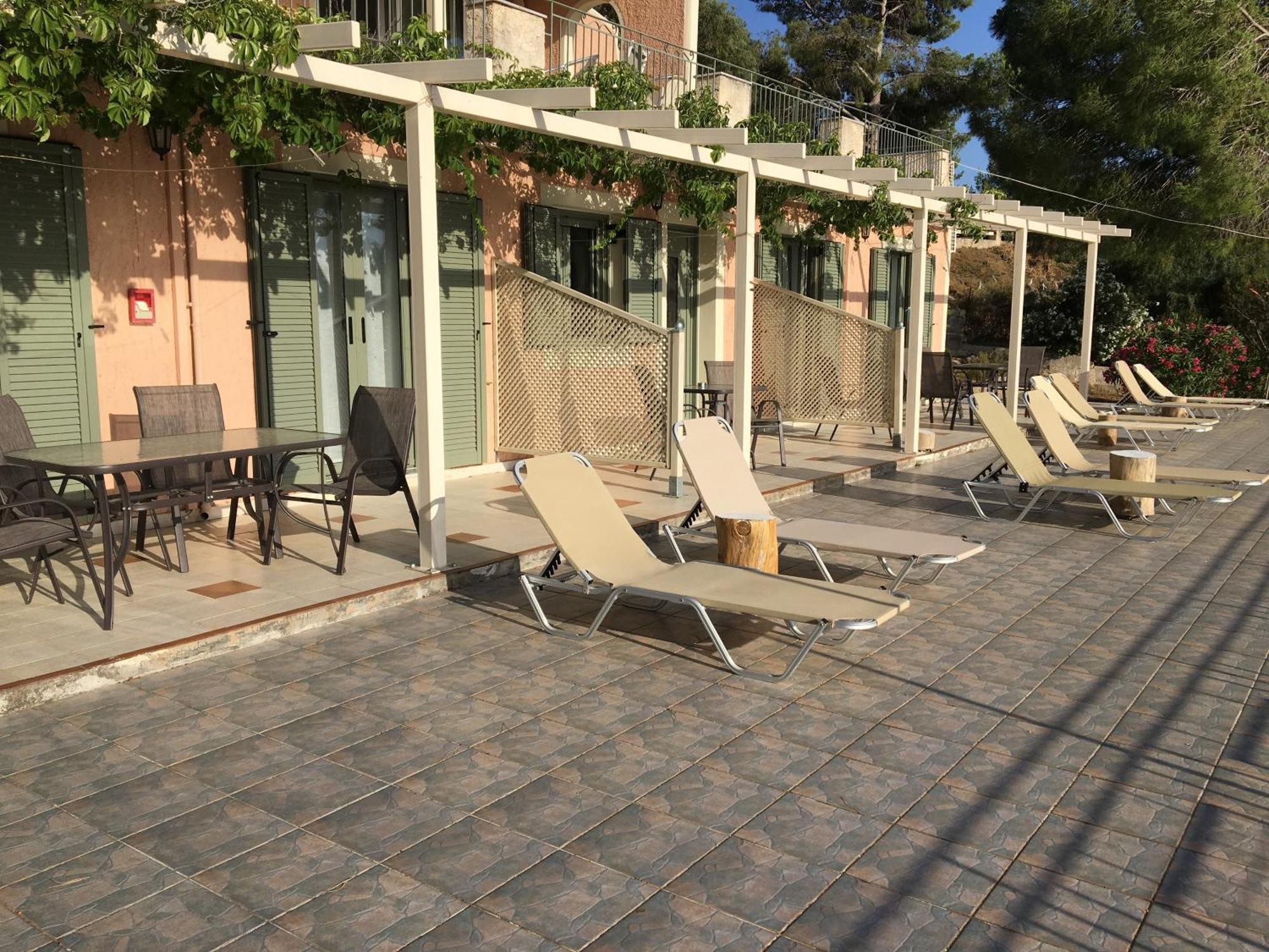 Despina Studios And Apartments Lassi  Exterior photo