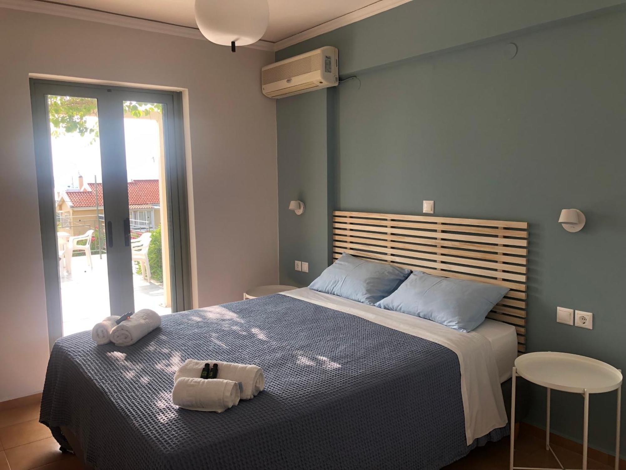 Despina Studios And Apartments Lassi  Exterior photo
