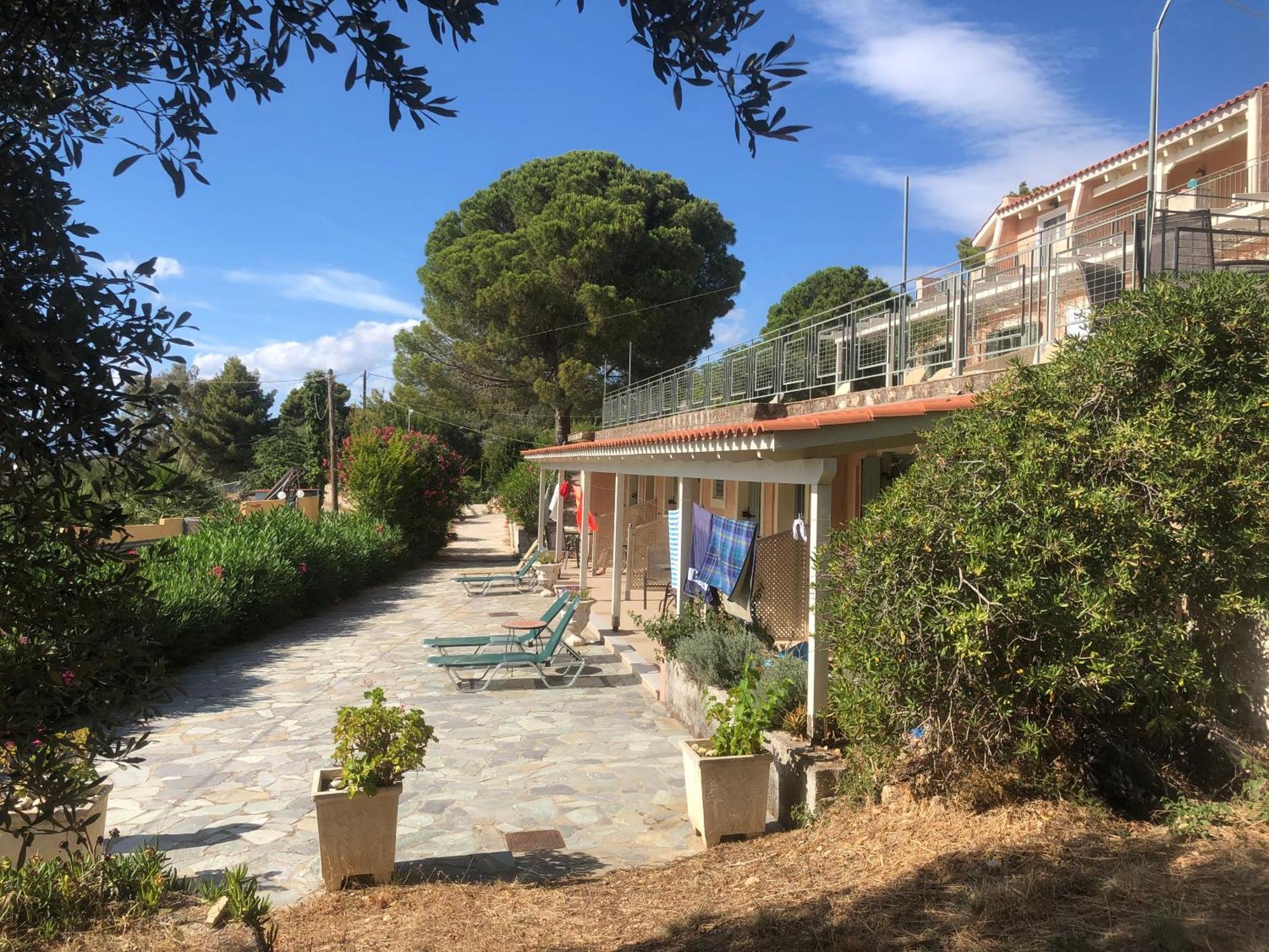 Despina Studios And Apartments Lassi  Exterior photo